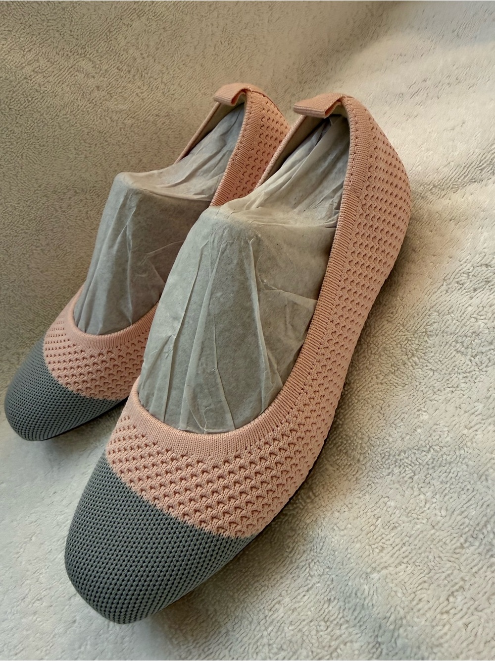 Knit Two-Tone Ballet Flats in Pink and Gray - Bundle Shoes for Deep Discounts - Picture 4 of 12